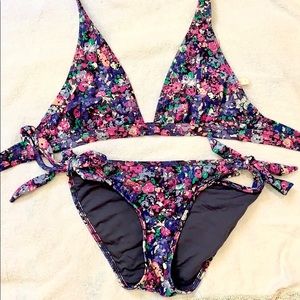 SOLD Aerie bikini size small